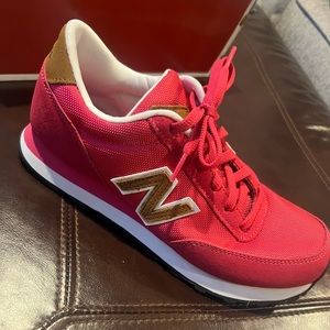 Women’s size 9 New Balance 501 Sneakers (Brand New)